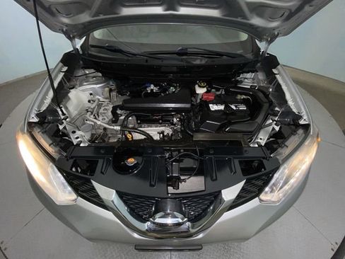 Used 2015 Nissan Rogue S AWD/4WD image 24