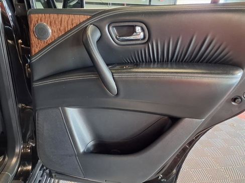 Used 2019 Nissan Armada SL w/ Premium Package image 12