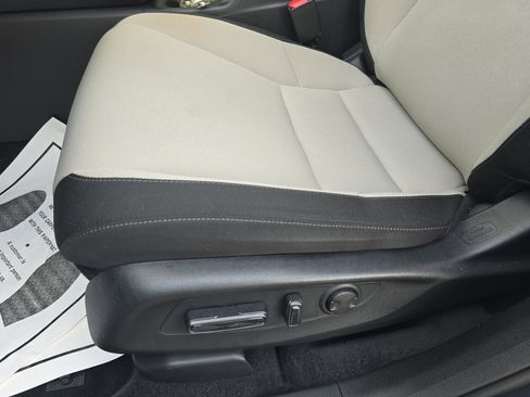 Used 2024 Honda CR-V EX image 28