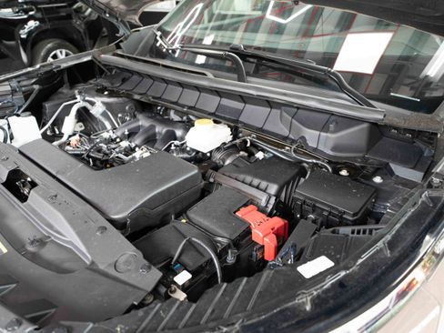 Used 2024 Nissan Pathfinder Rock Creek AWD/4WD image 31