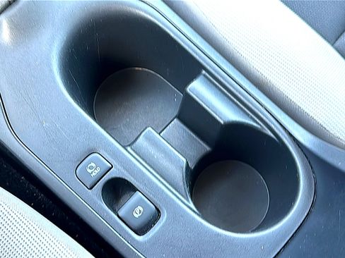 Used 2024 Toyota Corolla LE FWD image 33