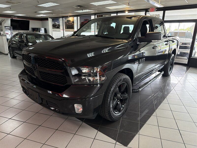 Used 2019 RAM 1500 Big Horn AWD/4WD image 1