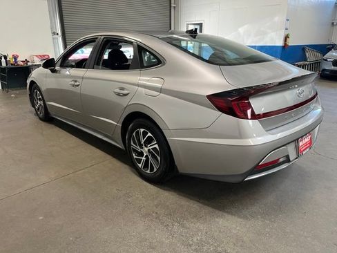 Used 2021 Hyundai Sonata Blue FWD image 5