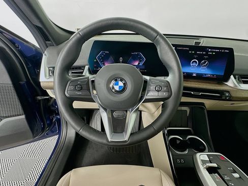 Used 2023 BMW X1 xDrive28i w/ Convenience Package AWD/4WD image 11