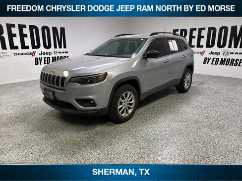 Used 2022 Jeep Cherokee Latitude Lux AWD/4WD image 1