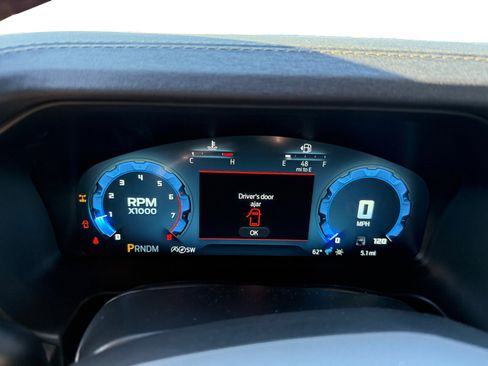 New 2025 Ford Bronco Badlands image 11