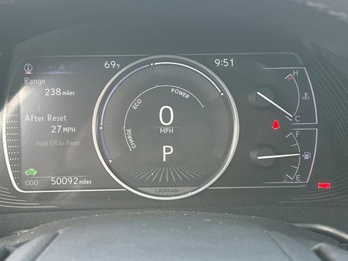 Used 2022 Lexus ES 300h w/ Premium Package FWD image 29