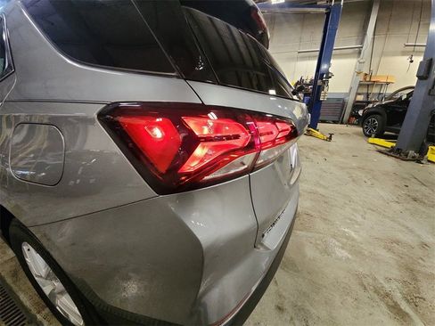 Certified 2024 Chevrolet Equinox LT w/ LPO, Floor Liner Package image 30