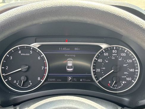 Certified 2024 Nissan Sentra SV FWD image 28