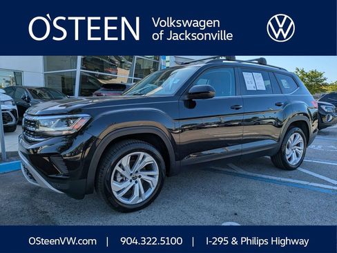 Certified 2023 Volkswagen Atlas SE FWD image 1