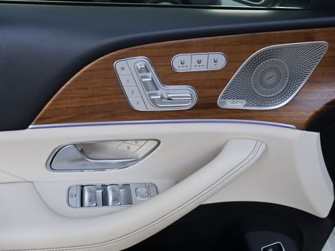 Certified 2024 Mercedes-Benz GLS 450 4MATIC image 14