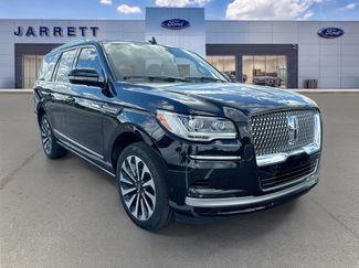 Used 2023 Lincoln Navigator Reserve AWD/4WD video 1
