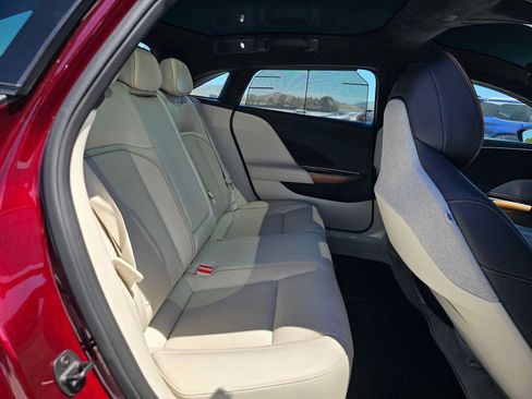 Used 2025 Lucid Air Touring AWD/4WD image 12
