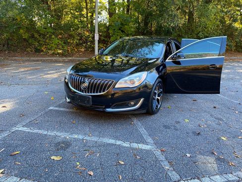 Used 2017 Buick Regal Sport Touring image 47