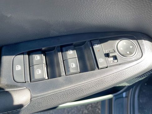 Used 2026 Kia Seltos EX w/ EX Sunroof Package image 41