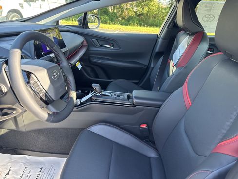 New 2026 Toyota Prius Plug-In Hybrid image 13