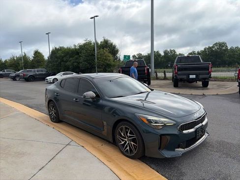 Used 2022 Kia Stinger GT-Line w/ Sun & Sound Package RWD image 7
