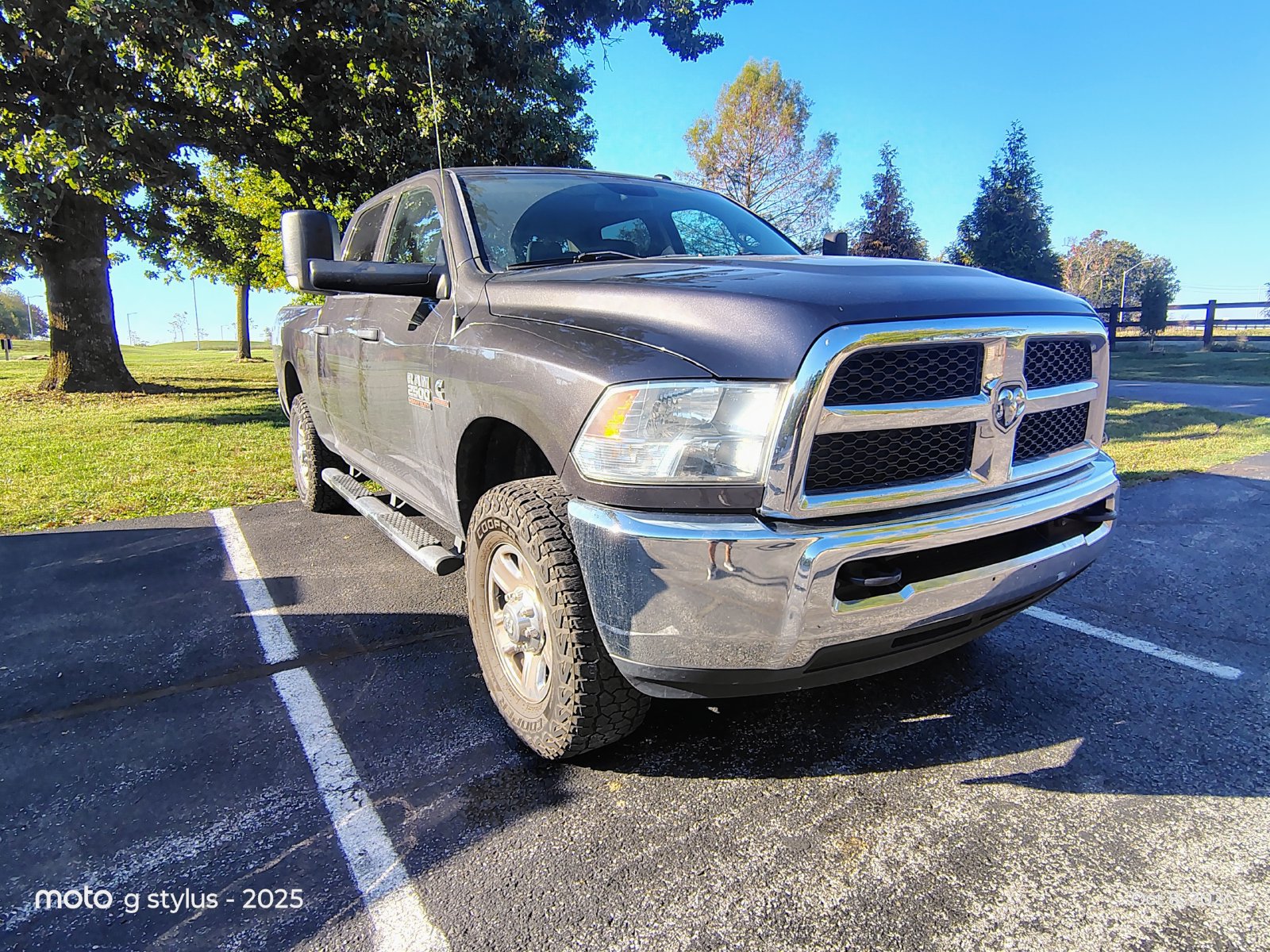 Used 2016 RAM 2500 Tradesman w/ Chrome Appearance Group AWD/4WD image 2