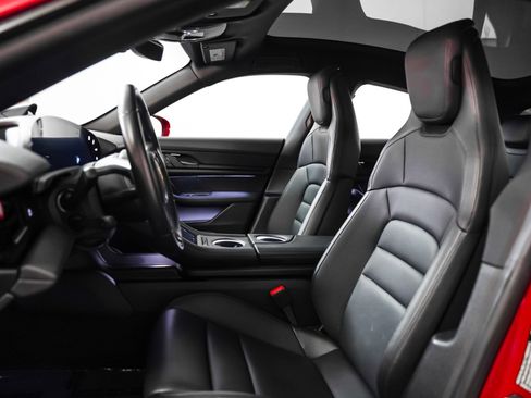 Used 2024 Porsche Taycan 4S w/ Premium Package image 5