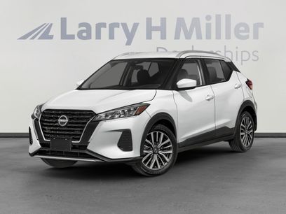 Used 2023 Nissan Kicks SV