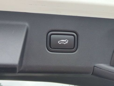 Used 2022 Hyundai Tucson SEL w/ Convenience + Premium Package FWD image 15
