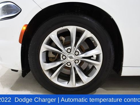Used 2022 Dodge Charger SXT image 6