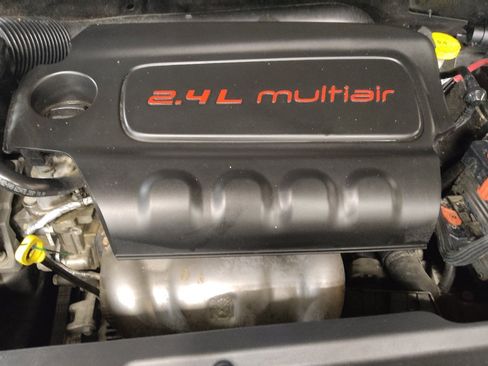 Used 2018 Jeep Compass Latitude w/ Popular Equipment Group FWD image 30