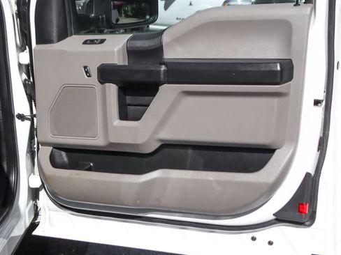 Used 2020 Ford F250 XL w/ Power Equipment Group AWD/4WD image 42