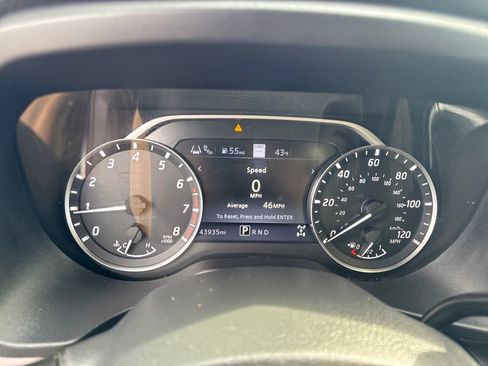 Used 2021 Nissan Titan Platinum Reserve w/ Off Road Protection Package image 16