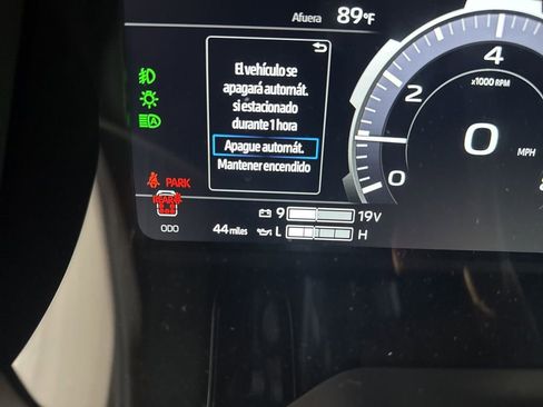 Used 2025 Toyota Sequoia Platinum AWD/4WD image 43