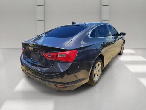 Used 2022 Chevrolet Malibu LS FWD image 4