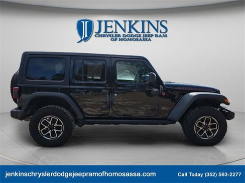 Certified 2025 Jeep Wrangler Unlimited Rubicon image 5