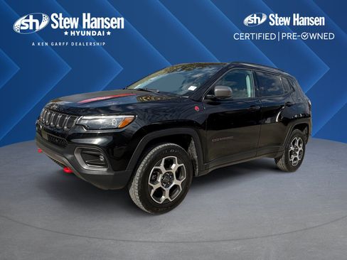 Used 2022 Jeep Compass Trailhawk w/ Trailhawk Elite Group image 1