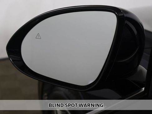 Used 2025 Genesis GV70 2.5T AWD/4WD image 5
