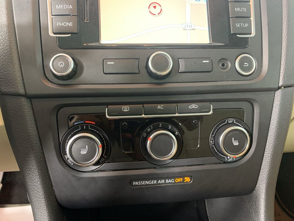 Used 2012 Volkswagen Jetta TDI FWD image 27