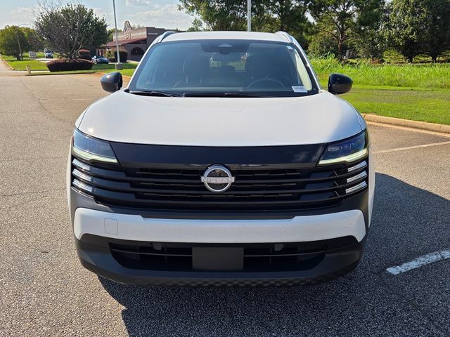 Used 2026 Nissan Kicks SV FWD image 2