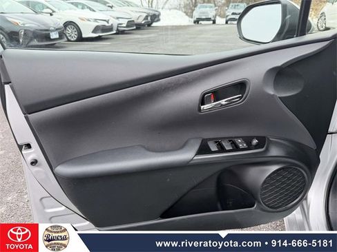 Used 2021 Toyota Prius Prime LE image 11