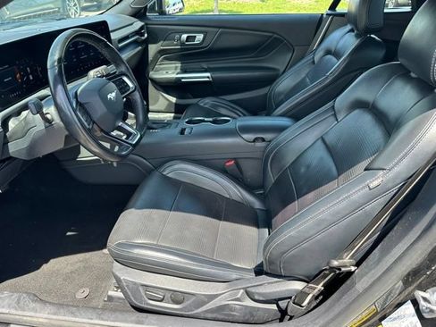 Used 2024 Ford Mustang Premium RWD image 10