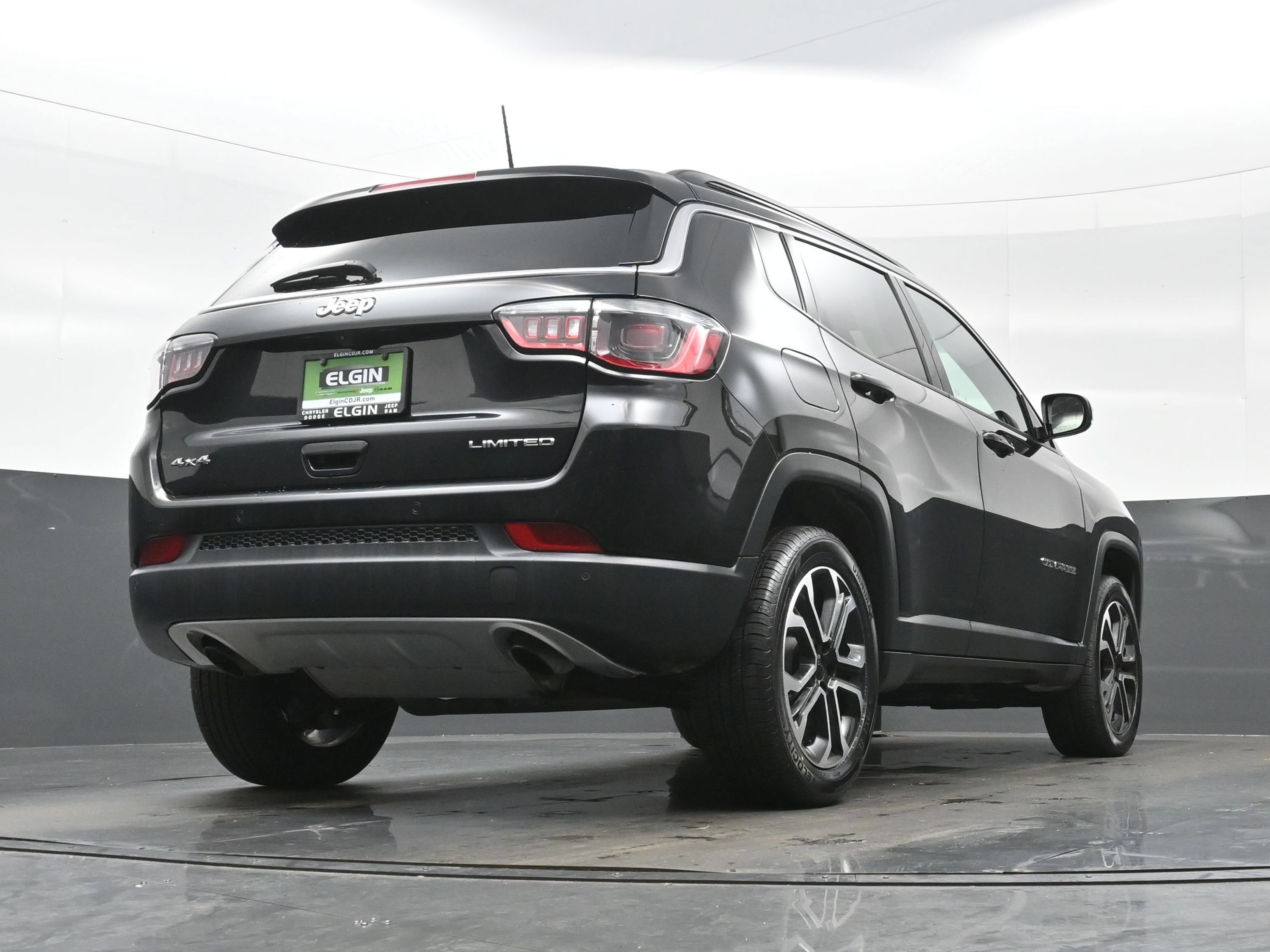 Used 2023 Jeep Compass Limited AWD/4WD image 26