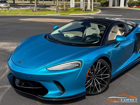 Used 2023 McLaren GT image 12