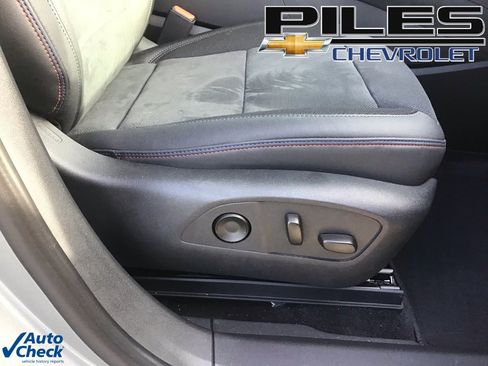 Used 2024 Chevrolet Blazer EV RS image 24