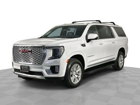 Certified 2023 GMC Yukon XL Denali AWD/4WD image 1