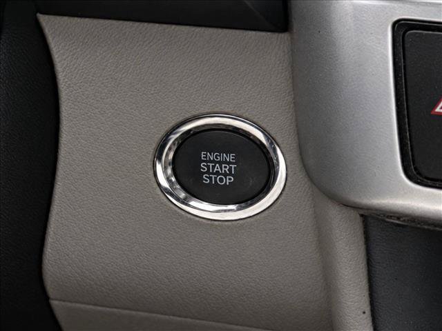 Used 2018 Toyota Highlander XLE AWD/4WD image 11