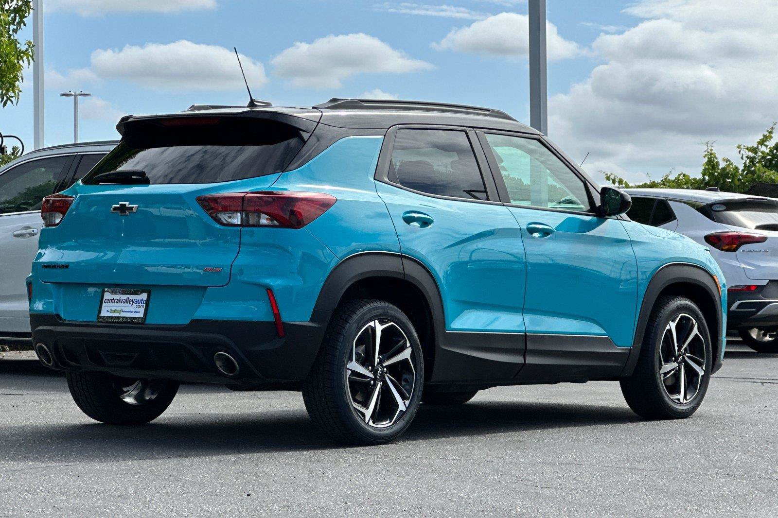 Used 2022 Chevrolet TrailBlazer RS FWD image 3