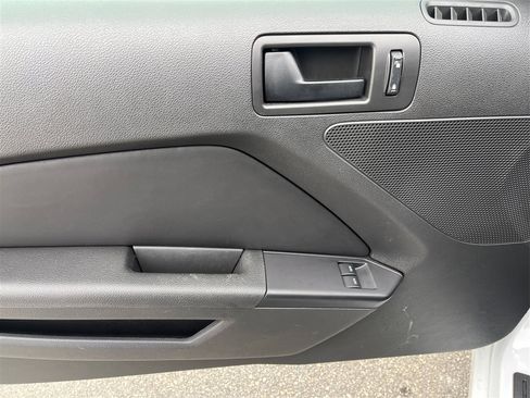 Used 2014 Ford Mustang GT image 20