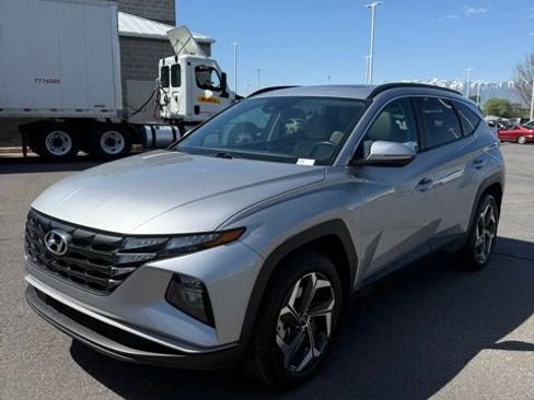 Used 2023 Hyundai Tucson SEL w/ Convenience Package AWD/4WD image 2