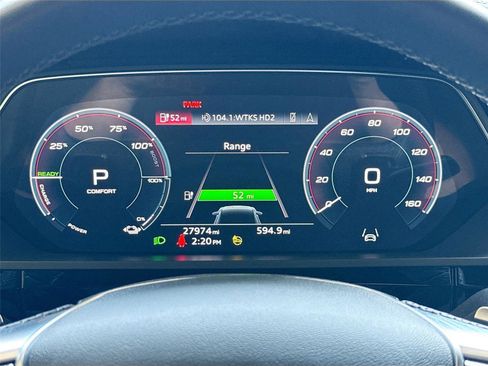 Certified 2023 Audi e-tron S Premium Plus w/ Black Optic Package image 12