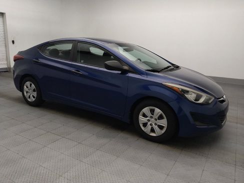 Used 2016 Hyundai Elantra SE FWD image 11