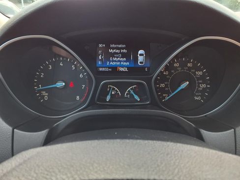 Used 2017 Ford Focus SE FWD image 30