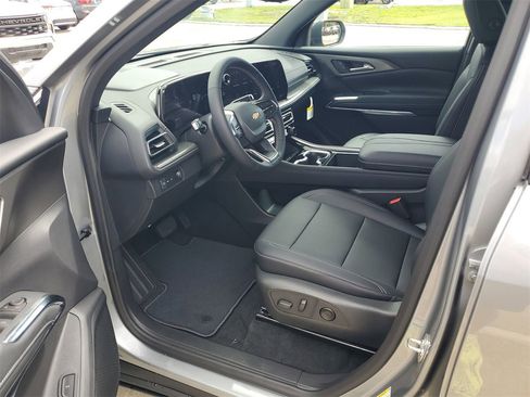 New 2026 Chevrolet Traverse LT w/ Driver Confidence Package image 18